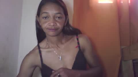 Snapshot of vixen_lina chatting on April 2026 07:31:01 AM vixen_lina online show from April 2026 07:31:01 AM