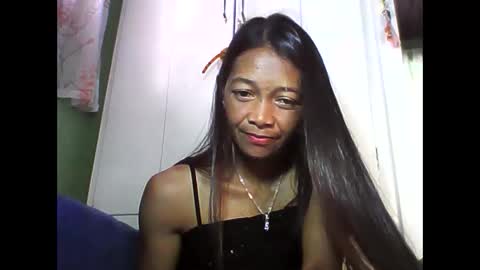Snapshot of vixen_lina chatting on May 2026 06:52:01 AM vixen_lina online show from May 2026 06:52:01 AM