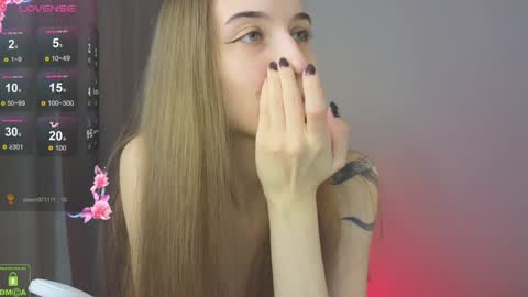 Snapshot of vlad1zy chatting on January 2025 05:26:01 PM Vlada online show from January 2025 05:26:01 PM