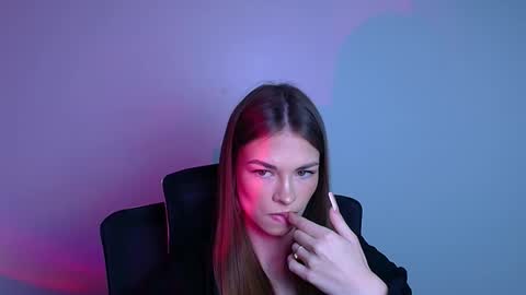 Snapshot of vladaseduction chatting on January 2026 12:43:02 PM Vlada online show from January 2026 12:43:02 PM