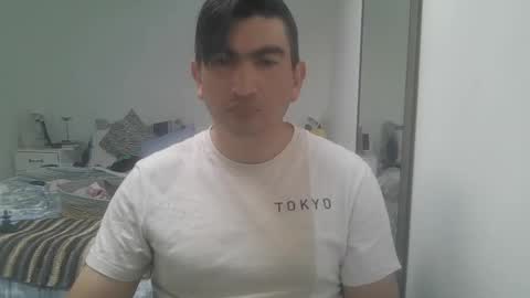 vladir_9 online show from November 2025 07:58:01 PM