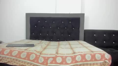 Lis online show from February 2026 01:45:01 PM