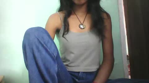 Snapshot of vounialdy chatting on February 2025 05:41:02 AM vounialdy online show from February 2025 05:41:02 AM