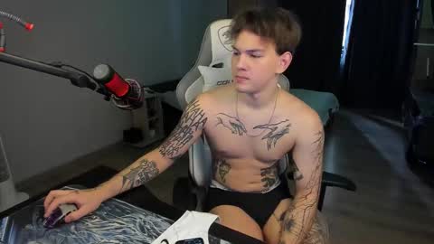 vova online show from November 2025 10:15:02 AM