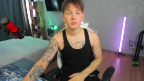 Snapshot of vova_belkin_ chatting on February 2026 09:59:01 AM vova online show from February 2026 09:59:01 AM