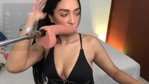 Snapshot of vsantini_ chatting on December 2024 03:00:02 PM vsantini_ online show from December 2024 03:00:02 PM