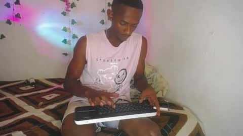 Snapshot of vsleyandlunaper chatting on May 2026 09:17:02 AM vsleyandlunaper online show from May 2026 09:17:02 AM
