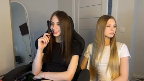 Arina online show from April 2026 09:51:02 AM