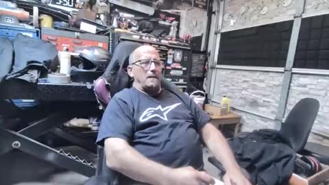 wakesblowinclouds online show from February 2026 01:04:01 PM