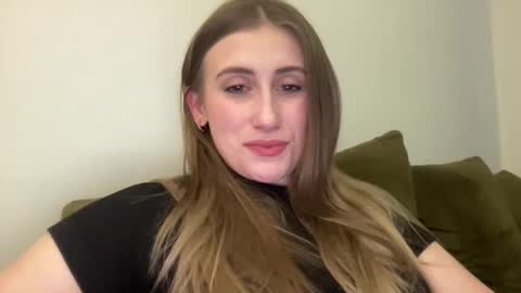 walkiria19 online show from April 2026 05:24:01 PM