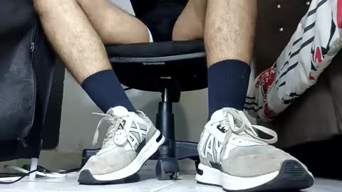Snapshot of waltherfeet_ chatting on May 2026 01:57:16 AM WaltherFeet online show from May 2026 01:57:16 AM