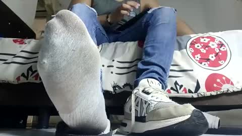 Snapshot of waltherfeet_ chatting on May 2026 07:37:02 PM WaltherFeet online show from May 2026 07:37:02 PM