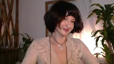 Snapshot of wanderwhitch chatting on July 2026 12:15:02 AM Miya online show from July 2026 12:15:02 AM