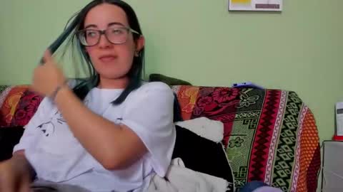 Waningrose  Lu online show from February 2025 07:56:01 PM