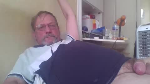 Tibo Love online show from September 2025 03:34:02 PM