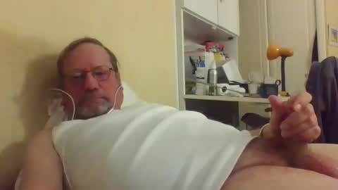 Tibo Love online show from April 2026 10:57:02 PM