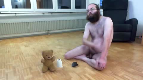 wantsahug online show from November 2025 10:19:02 PM