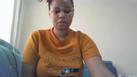 wapgirl22 online show from April 2026 04:21:01 AM