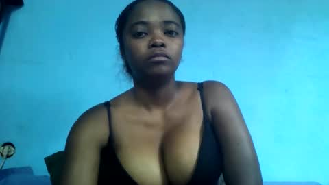 Snapshot of wasselline69 chatting on January 2026 05:33:02 AM wasselline69 online show from January 2026 05:33:02 AM