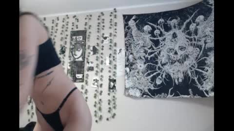 Mina online show from April 2026 04:23:01 PM