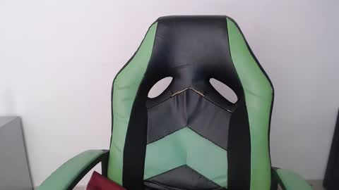 Trixie 3 online show from March 2026 01:48:02 PM