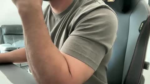 Weapon X online show from April 2026 11:21:02 PM