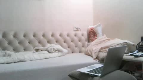 Snapshot of webcamboy98 chatting on March 2026 09:27:02 AM webcamboy98 online show from March 2026 09:27:02 AM