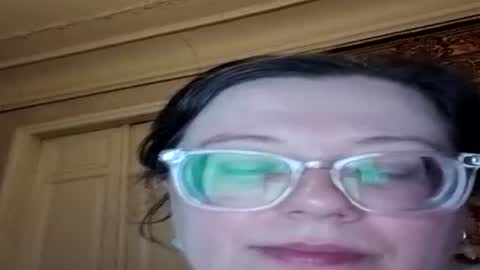 Snapshot of webgirl2 chatting on July 2026 09:18:01 PM Marina online show from July 2026 09:18:01 PM