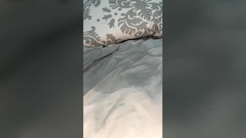 Snapshot of wecantkeepdoingthis chatting on March 2026 05:51:01 PM Sunshine online show from March 2026 05:51:01 PM