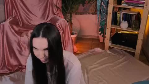 wednesday_evans online show from April 2026 05:14:02 AM