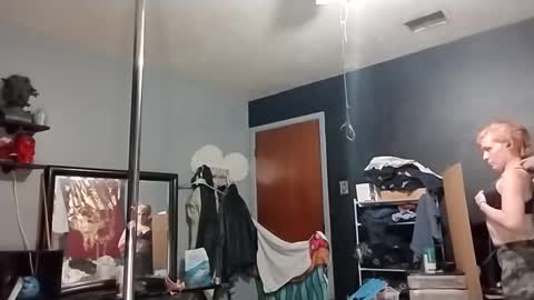 Snapshot of wednesdaywetty22 chatting on December 2024 06:00:02 AM Marie Lynn online show from December 2024 06:00:02 AM