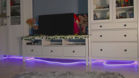  moon  online show from December 2024 08:04:01 PM