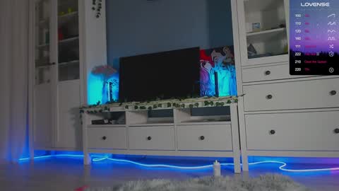  moon  online show from December 2024 03:55:02 PM