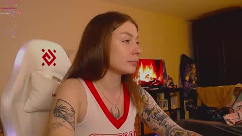  moon  online show from November 2025 03:56:01 PM