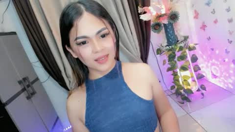 Hi Im LOVIE Please dont forget to follow and thumbs up me online show from March 2026 02:07:01 AM