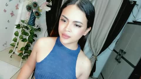 Snapshot of wellcumbabyxx chatting on May 2026 02:29:02 AM Hi Im LOVIE Please dont forget to follow and thumbs up me online show from May 2026 02:29:02 AM