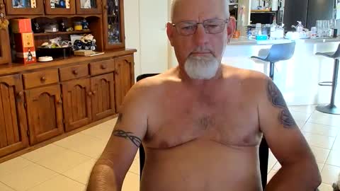 Wellhelloo online show from April 2026 06:20:01 AM