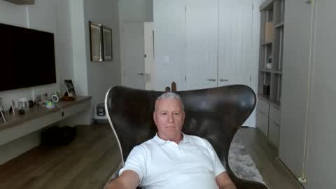 Exhibitionist online show from June 2026 03:54:02 PM