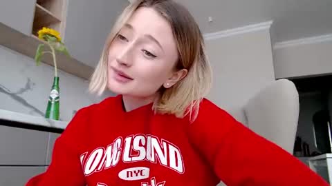 Daisy    online show from June 2026 02:14:01 PM