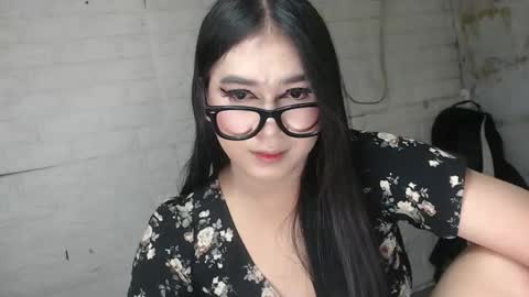 andrew online show from September 2025 06:53:02 PM