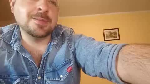 Snapshot of werewolfalfa1 chatting on November 2025 01:33:02 AM AlphaStars online show from November 2025 01:33:02 AM