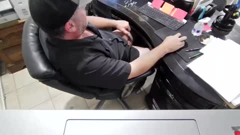 Snapshot of wes40960 chatting on October 2025 08:08:01 PM wes40960 online show from October 2025 08:08:01 PM