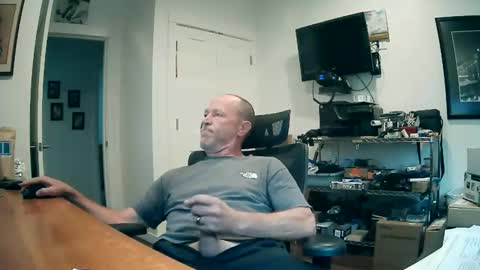 Snapshot of weseeyouwatching chatting on October 2025 07:42:02 PM weseeyouwatching online show from October 2025 07:42:02 PM