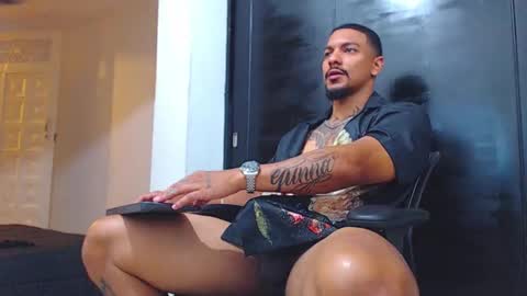 Wesley Rogger online show from October 2025 07:24:02 PM