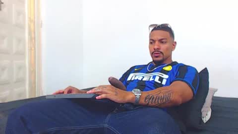 Wesley Rogger online show from October 2025 09:31:01 PM