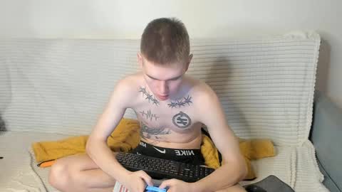 Snapshot of wesleyross chatting on January 2025 12:10:01 AM Wes online show from January 2025 12:10:01 AM