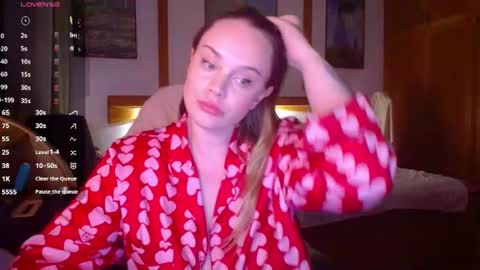 Lana online show from June 2026 08:31:01 PM