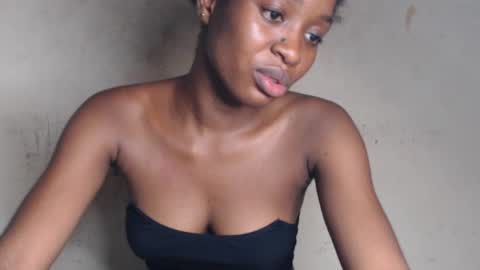 Snapshot of wet_pussy200 chatting on June 2026 10:02:02 AM Bella online show from June 2026 10:02:02 AM
