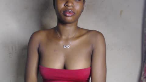 Snapshot of wet_pussy200 chatting on June 2026 08:36:02 AM Bella online show from June 2026 08:36:02 AM