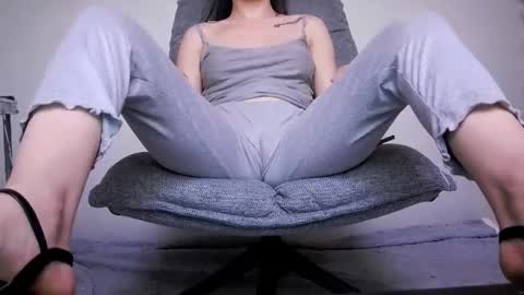 Snapshot of wetdream221 chatting on May 2026 09:44:02 PM Beatrice Moan from LovenseWet from Tip MenuOpen for Private online show from May 2026 09:44:02 PM